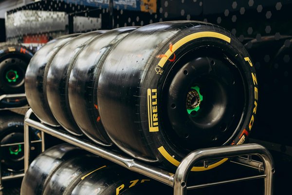 Guide Ultime pour l'Entretien de votre Camion : Conseils et Astuces Imbattables